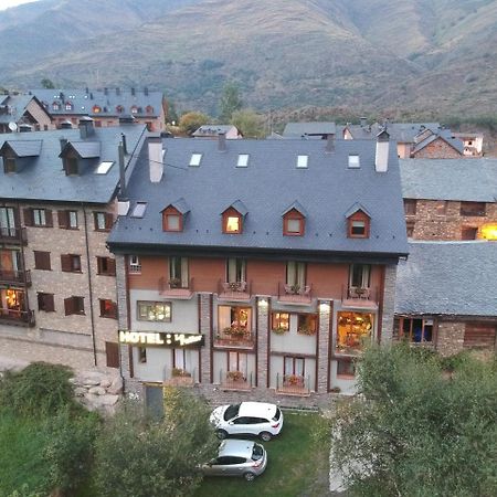 Hotel Lo Paller Valencia D'Aneu Εξωτερικό φωτογραφία
