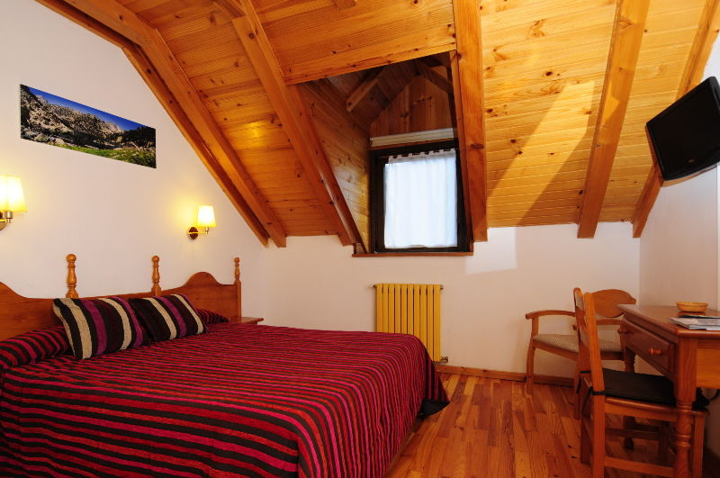 Hotel Lo Paller Valencia D'Aneu Εξωτερικό φωτογραφία