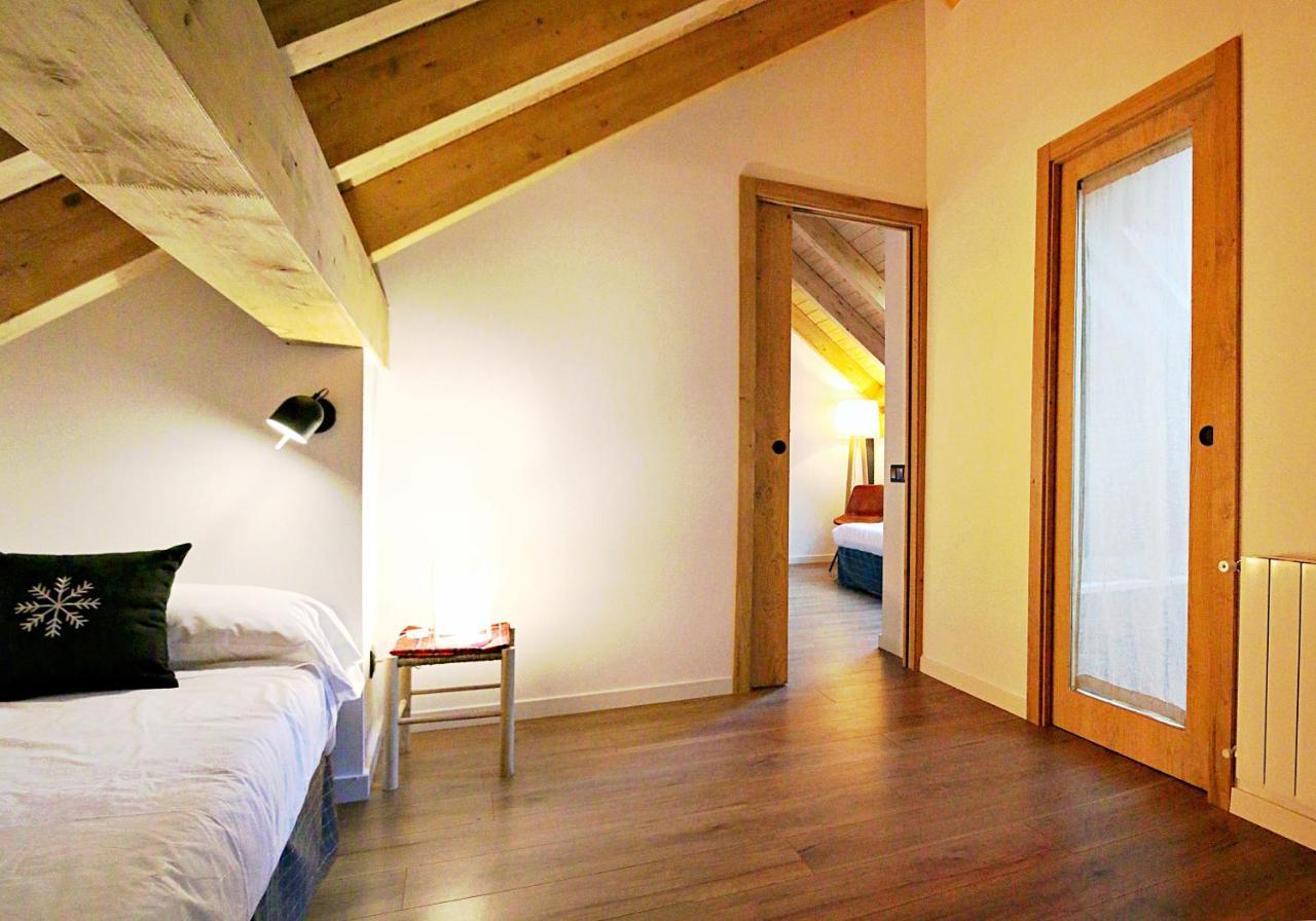 Hotel Lo Paller Valencia D'Aneu Εξωτερικό φωτογραφία