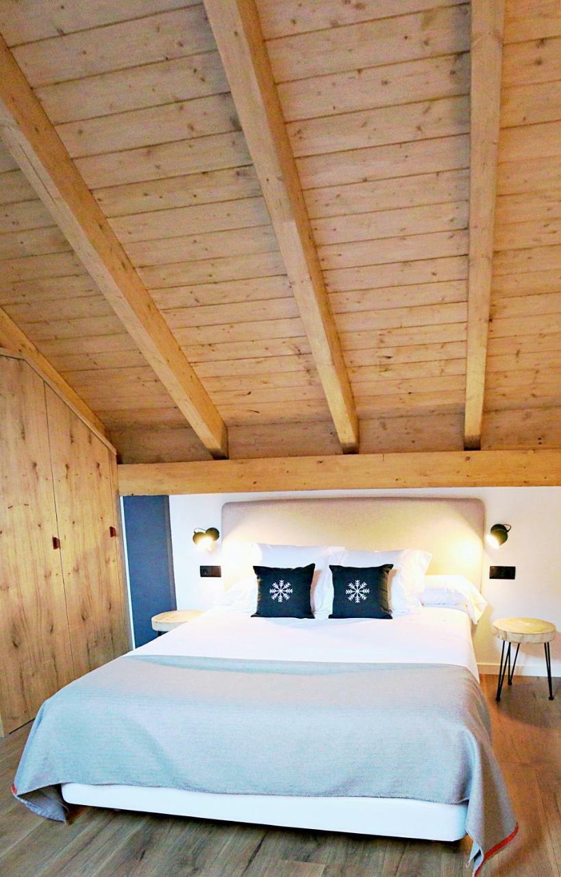 Hotel Lo Paller Valencia D'Aneu Εξωτερικό φωτογραφία