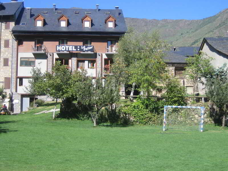 Hotel Lo Paller Valencia D'Aneu Εξωτερικό φωτογραφία
